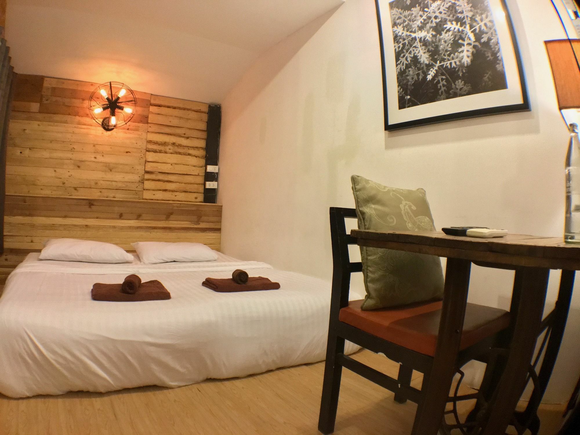 Jao Hostel & Cafe Chiang Mai Exterior photo